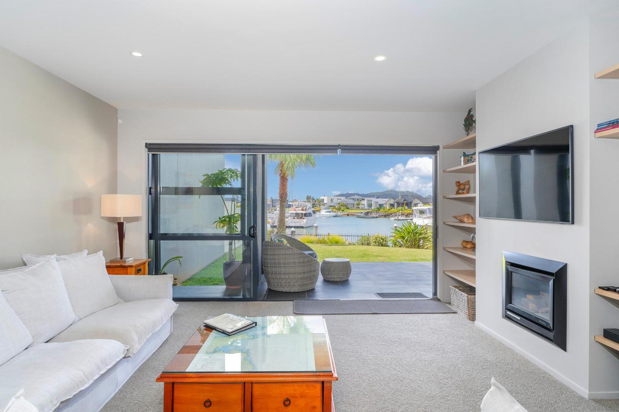 Sovereign Pier On The Waterways Whitianga Exterior foto