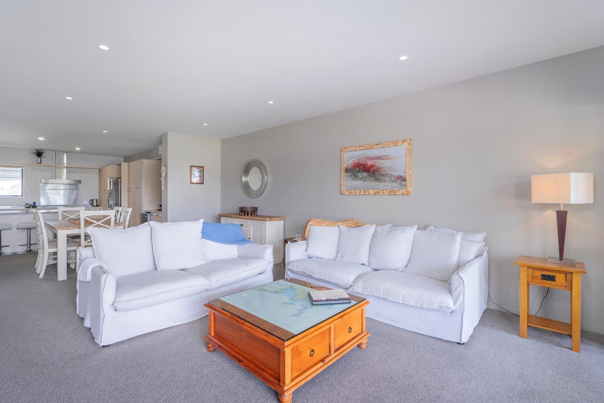 Sovereign Pier On The Waterways Whitianga Exterior foto
