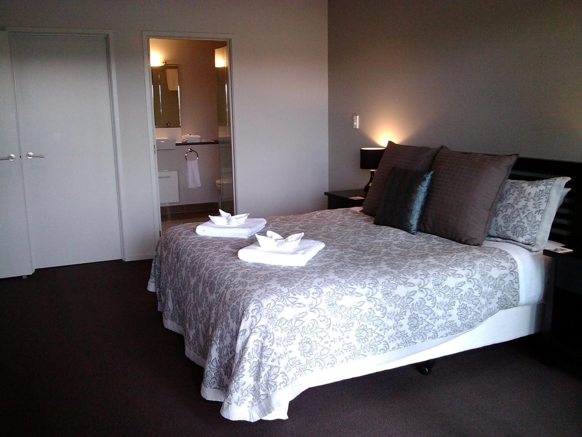 Sovereign Pier On The Waterways Whitianga Habitación foto